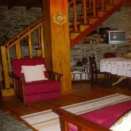 Casa De Aldeia