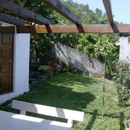 Casa De Aldeia Vila Cova de Alva